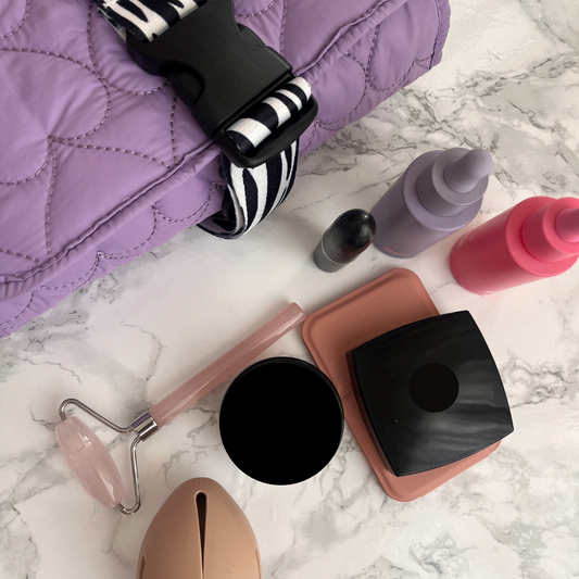 Makeup bag with makeup